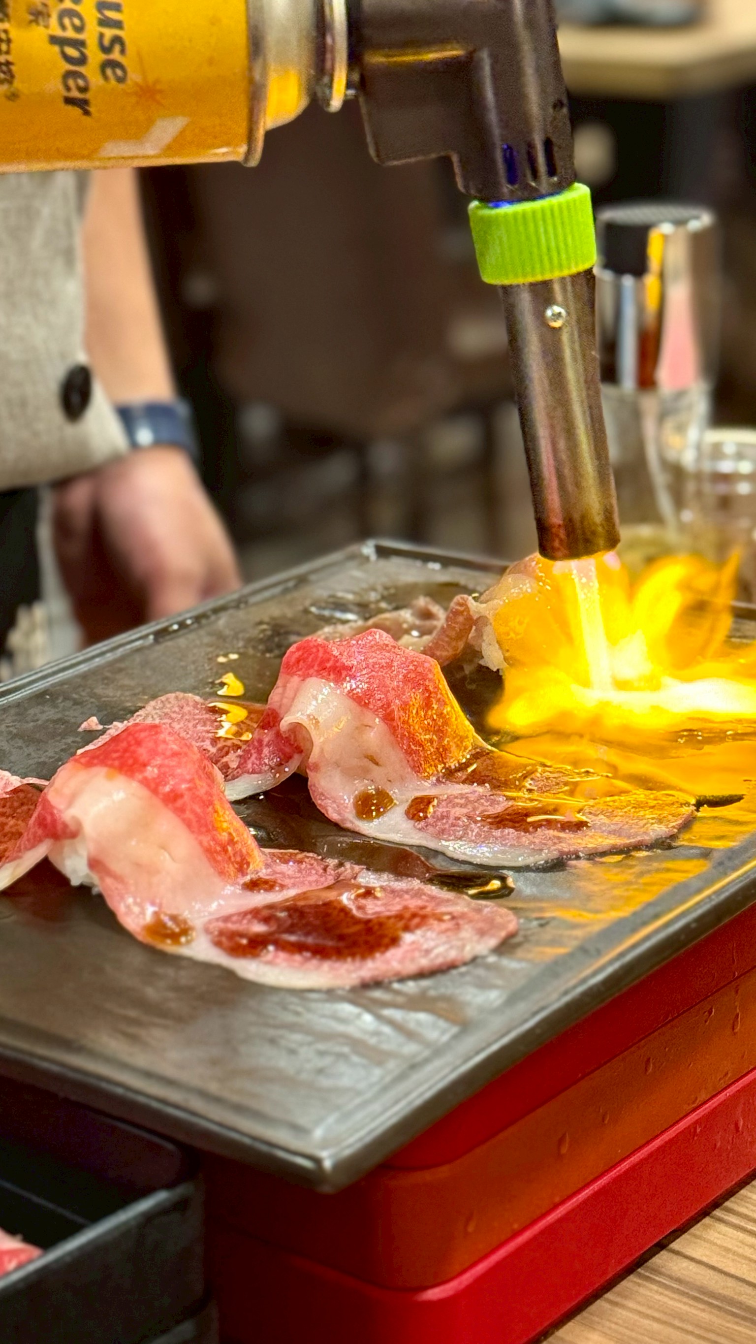 【台北南港美食】潮肉壽喜燒-永吉店:日本A5和牛吃到飽還有冰淇淋飲料自助吧以及多種創意吃法︱交通、菜單、評價 - 第32張圖 【台北南港美食】潮肉壽喜燒-永吉店:日本A5和牛吃到飽還有冰淇淋飲料自助吧以及多種創意吃法︱交通、菜單、評價
