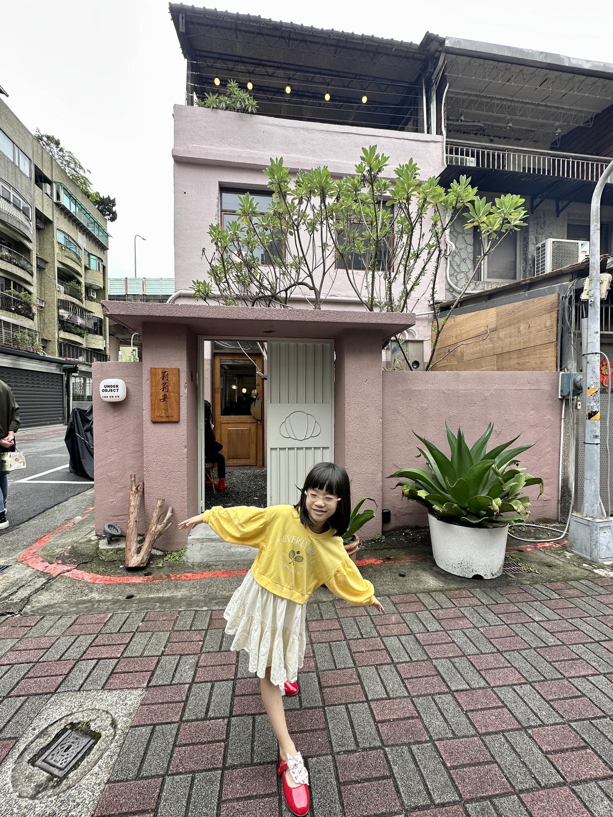 20250926-bg5bf