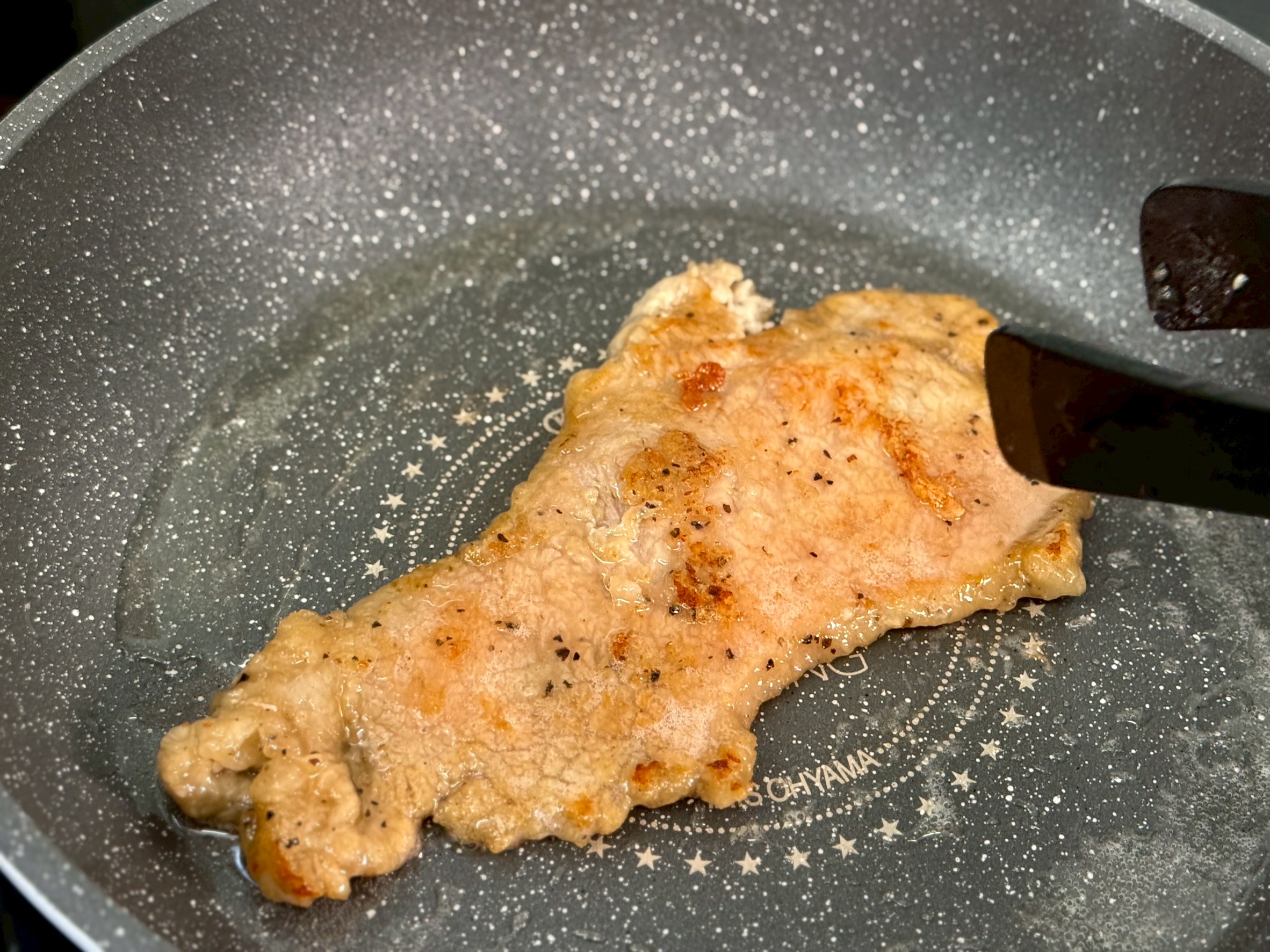 【冊子生活購】不用出門排隊也能做出國宴御用排骨!鐵路排骨便當推手李玉霞傳奇排骨,廚房新手也能秒變大廚! - 第10張圖