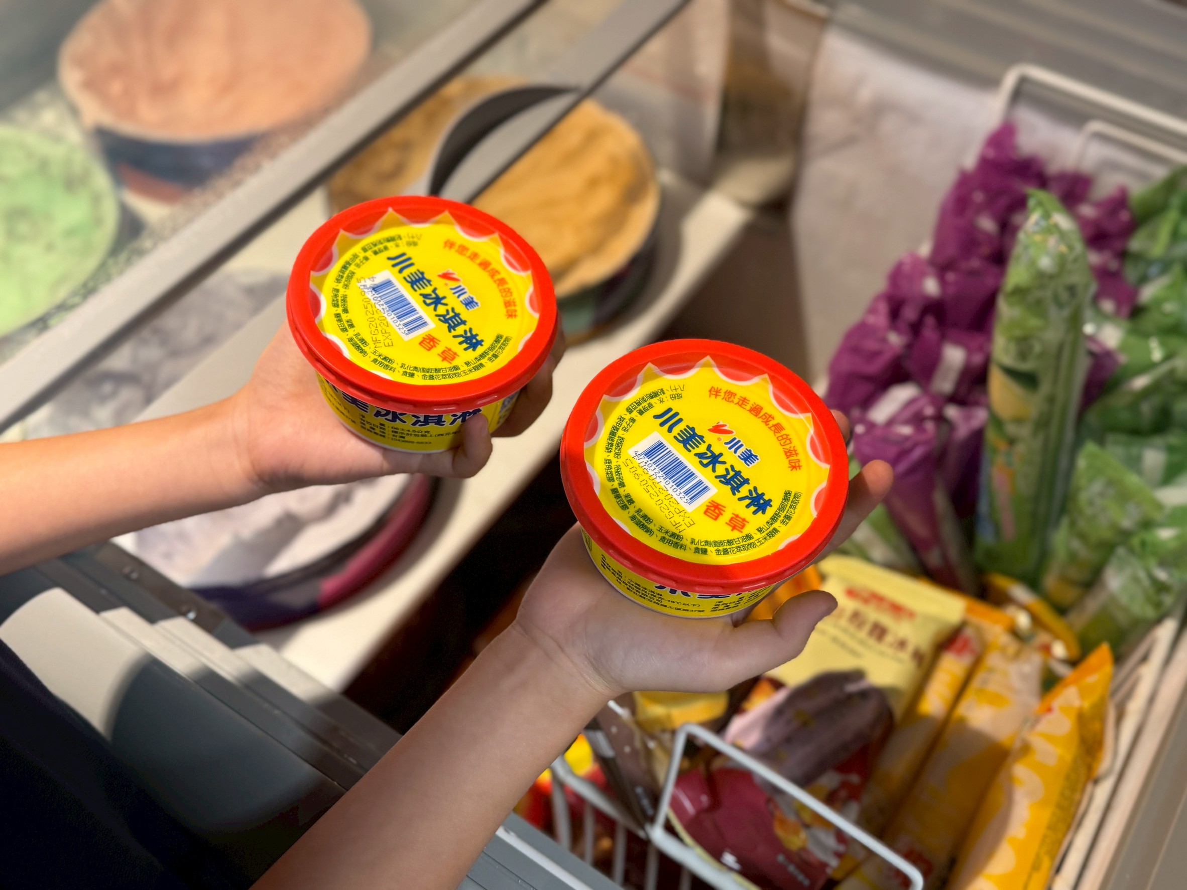 【桃園火鍋推薦】饗點鍋精緻鍋物桃園成功店:18盎司浮誇極寵和牛 + 巨龍龍蝦海陸拼盤還有蔬菜飲料冰淇淋水果自助吧吃到飽 - 第16張圖