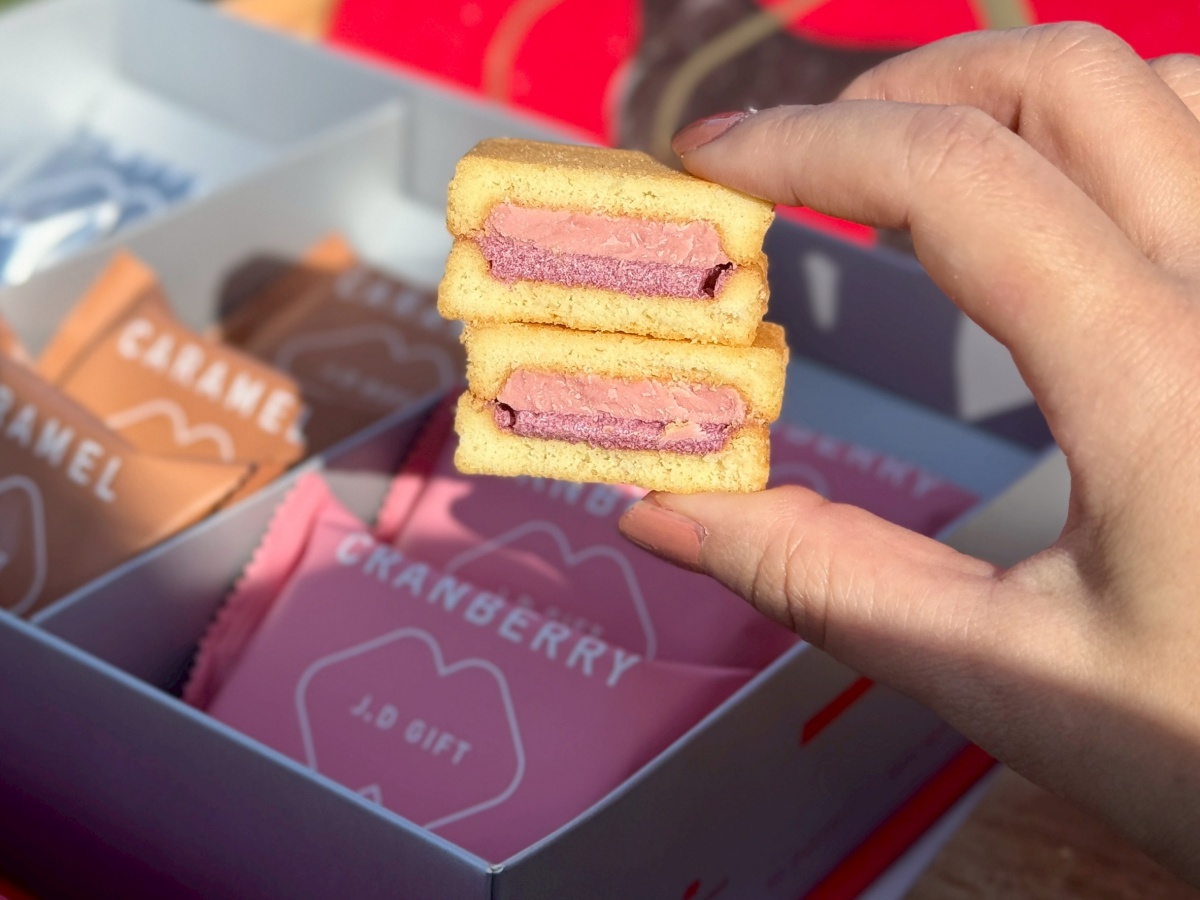 【2026春節禮盒推薦】簡單李:神級奶油夾心餅乾馬年過年禮盒「馭馬歸真」:不只是餅乾,是勇敢與祝福的油畫藝術品! - 第12張圖