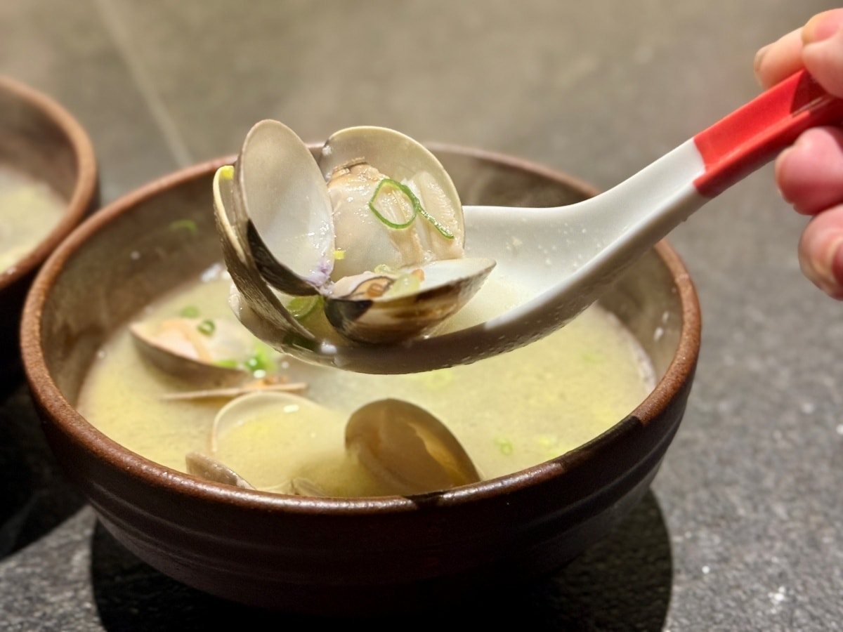 【台北頂級燒肉推薦】碳探和牛專門店：老饕必吃專業代烤碳火燒肉、70年老宅僅 12 席！海膽握壽司、和牛三明治，台北約會慶生聚餐推薦