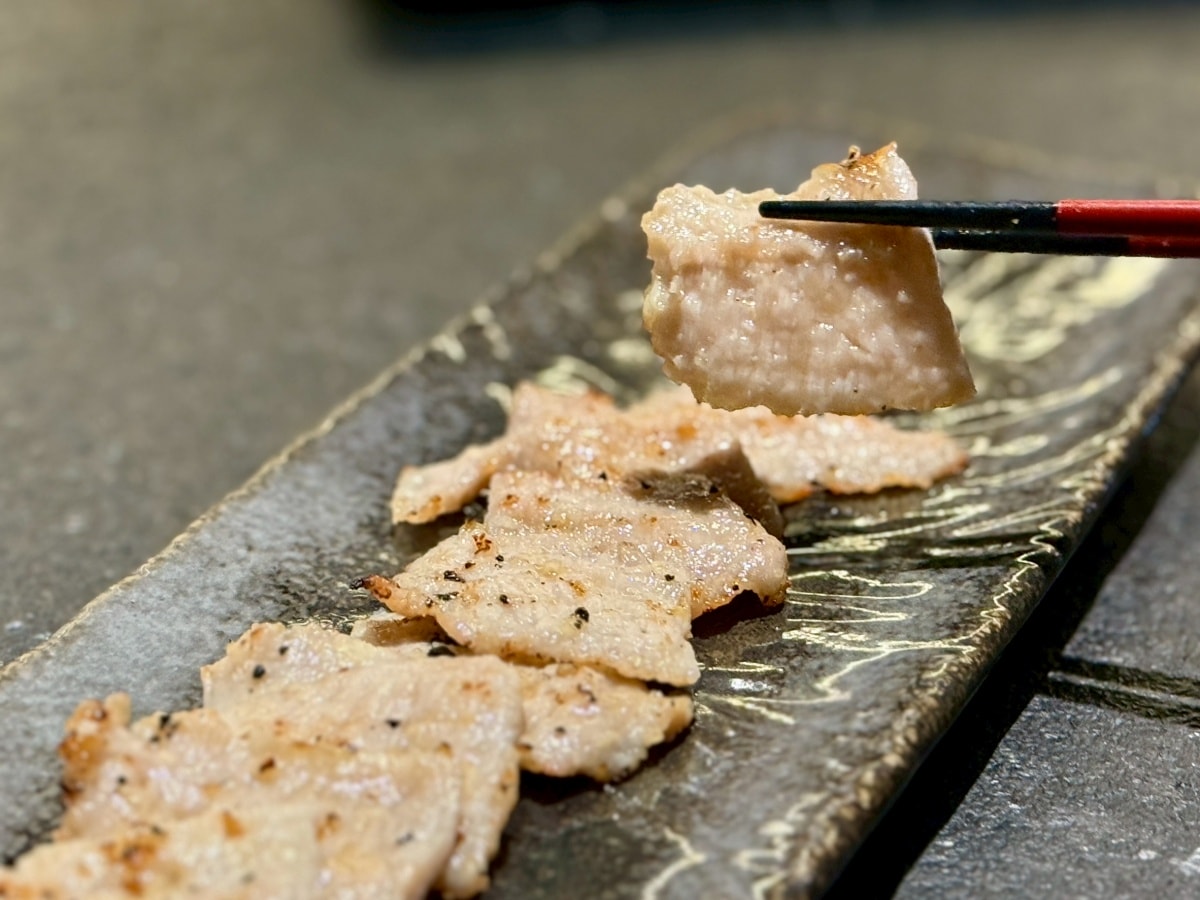 【台北頂級燒肉推薦】碳探和牛專門店：老饕必吃專業代烤碳火燒肉、70年老宅僅 12 席！海膽握壽司、和牛三明治，台北約會慶生聚餐推薦