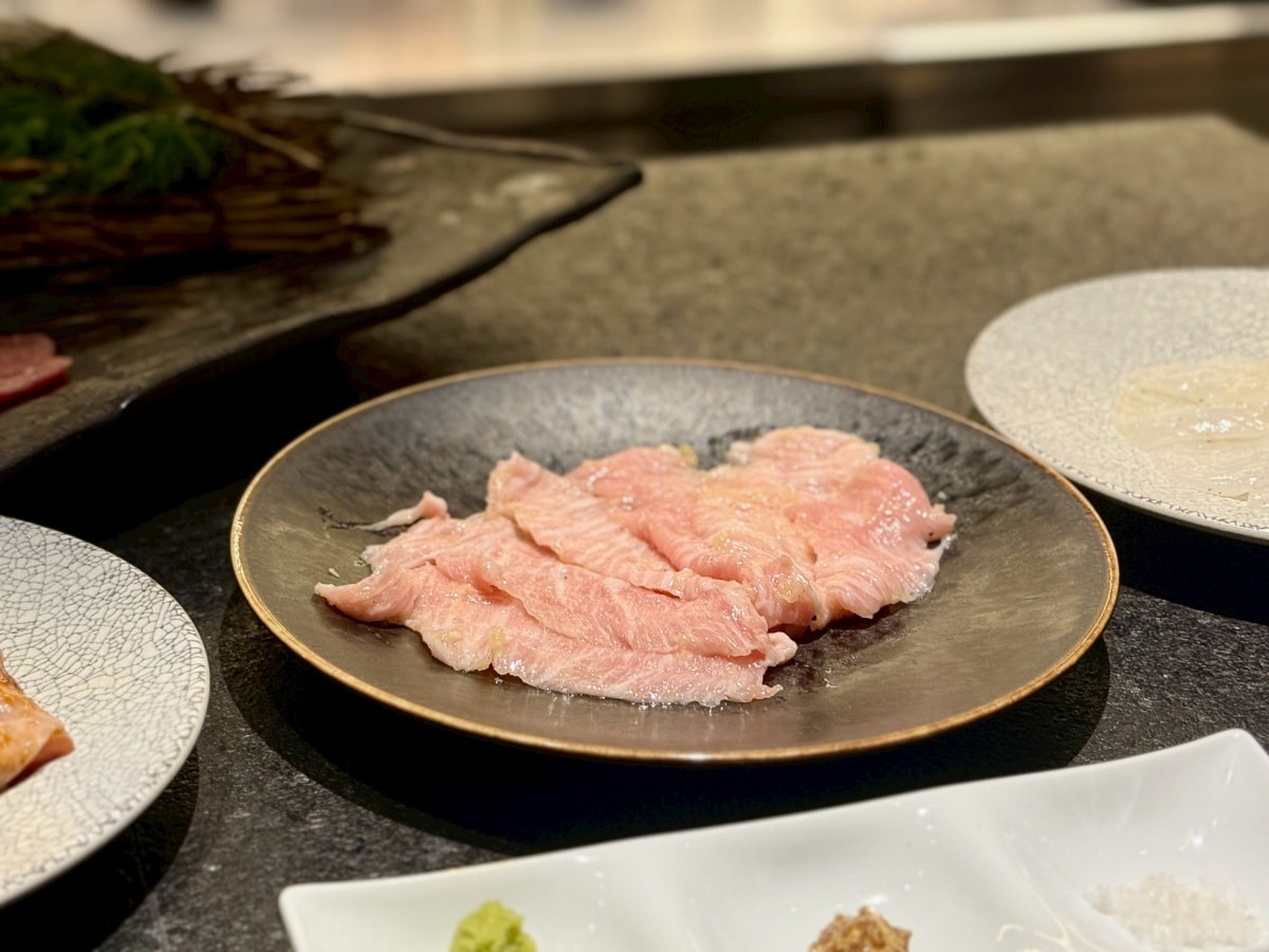 【台北頂級燒肉推薦】碳探和牛專門店：老饕必吃專業代烤碳火燒肉、70年老宅僅 12 席！海膽握壽司、和牛三明治，台北約會慶生聚餐推薦