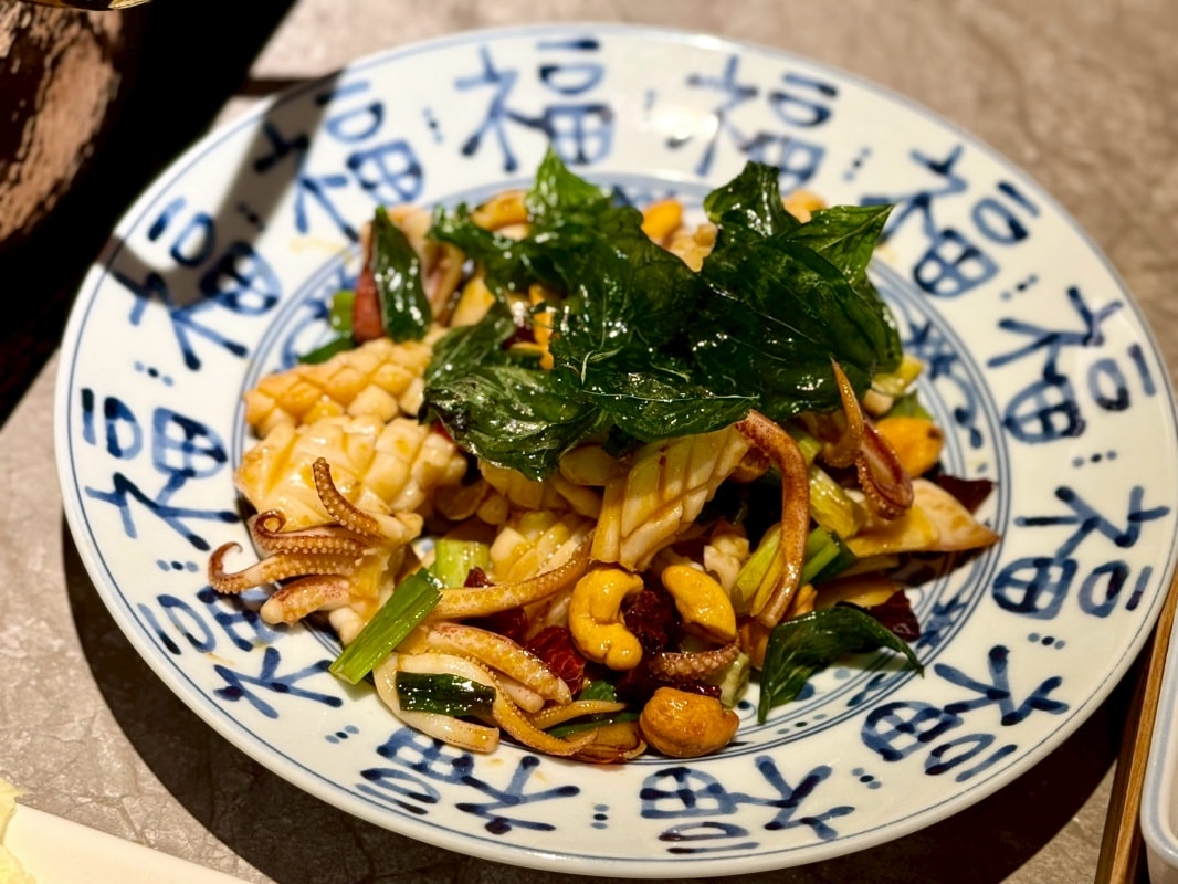 【台北大安火鍋推薦】聚食釜：台式頂級蝦湯鍋物，蝦湯濃郁爆表還可以升級黃金雜炊
