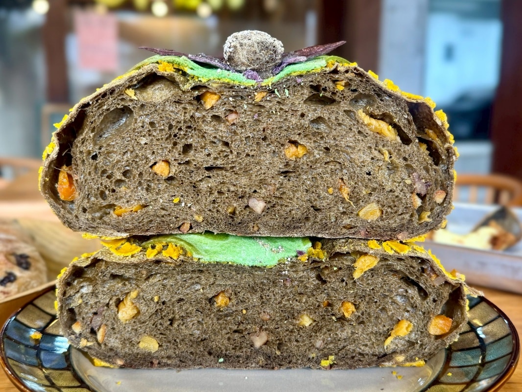 【新店美食】山崴烘焙寶橋店盛大開幕!三座世界麵包冠軍獎座坐鎮,必吃「鐵定旺」、千層蛋塔全攻略 - 第8張圖 【新店美食】山崴烘焙寶橋店盛大開幕!三座世界麵包冠軍獎座坐鎮,必吃「鐵定旺」、千層蛋塔全攻略