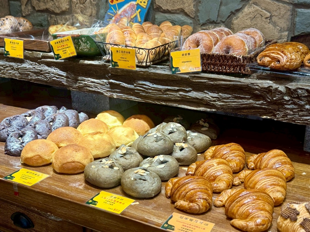 【新店美食】山崴烘焙寶橋店盛大開幕!三座世界麵包冠軍獎座坐鎮,必吃「鐵定旺」、千層蛋塔全攻略 - 第5張圖 【新店美食】山崴烘焙寶橋店盛大開幕!三座世界麵包冠軍獎座坐鎮,必吃「鐵定旺」、千層蛋塔全攻略