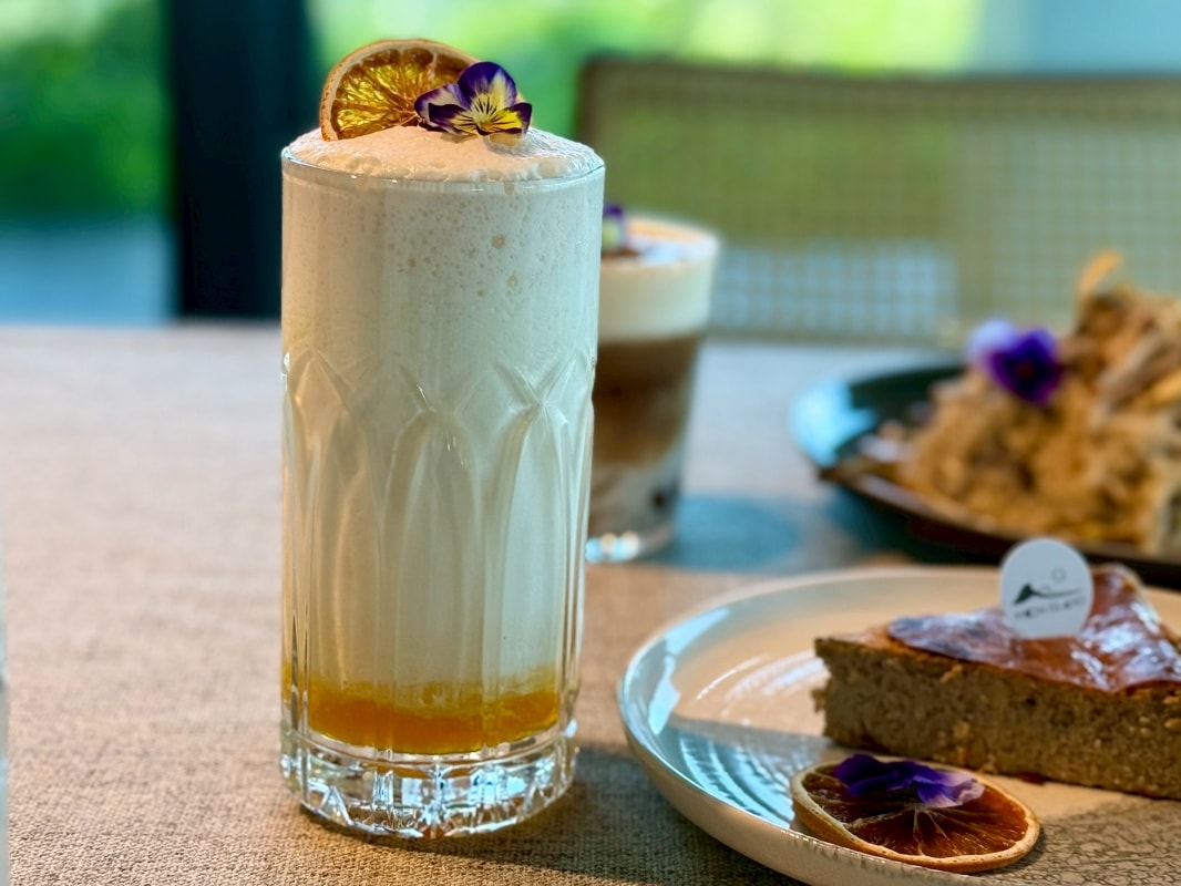 【桃園新景觀餐廳】Moon Island 沐嶋 Bistro桃園旗艦店:座落龍山生態公園綠意中的灰色美學,人氣景點龍山地下宮殿,內壢網美餐廳打卡新地標(內有最新菜單) - 第20張圖 【桃園新景觀餐廳】Moon Island 沐嶋 Bistro桃園旗艦店:座落龍山生態公園綠意中的灰色美學,人氣景點龍山地下宮殿,內壢網美餐廳打卡新地標(內有最新菜單)